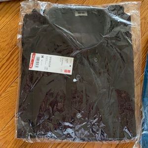 Uniqlo men’s long sleeves shirt corduroy